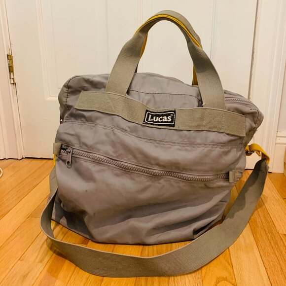 Lucas Nylon Travel Luggage Duffel Overnight Weekend Gym Sports Bag - Picture 2 of 9